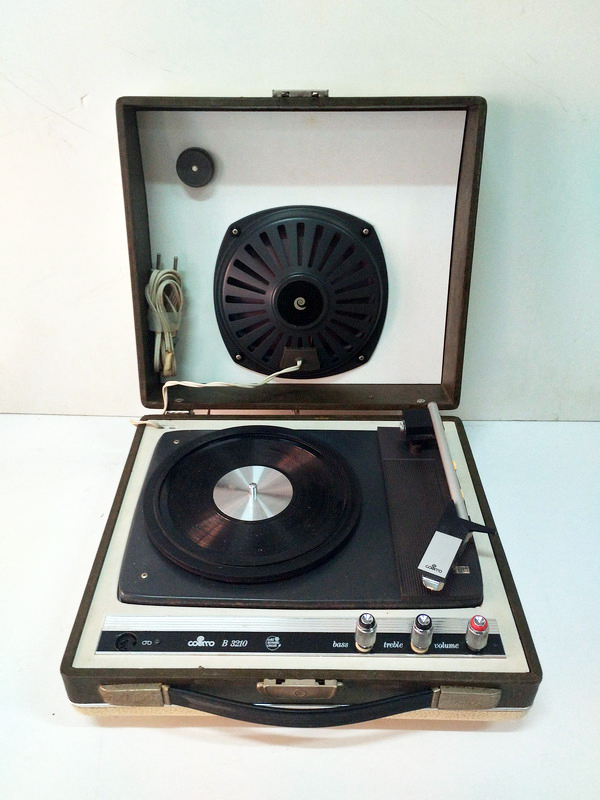 tocadiscos cosmo 15.5x33.5x30 1u